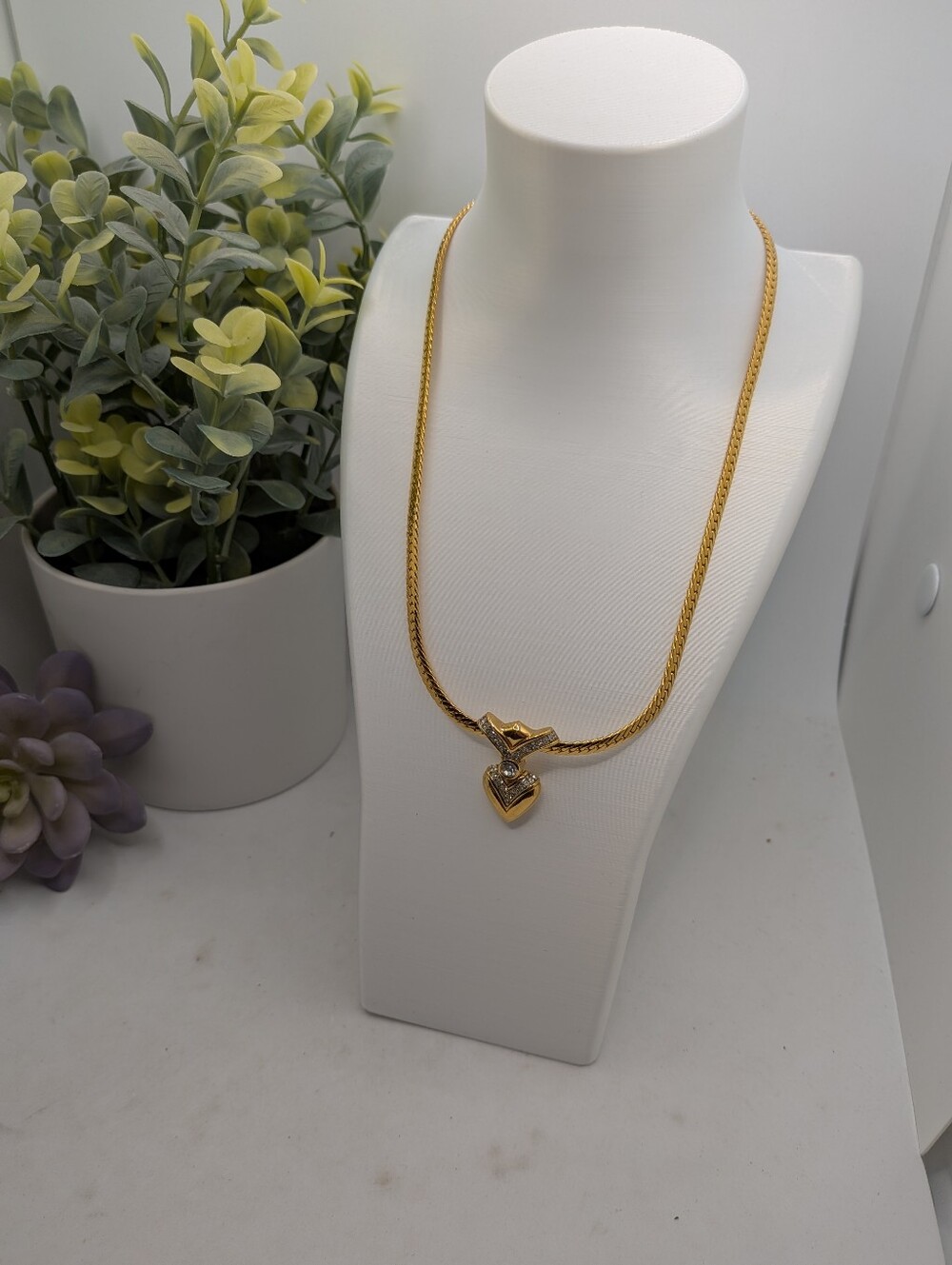 Nina Ricci Gold Heart Pendant Necklace